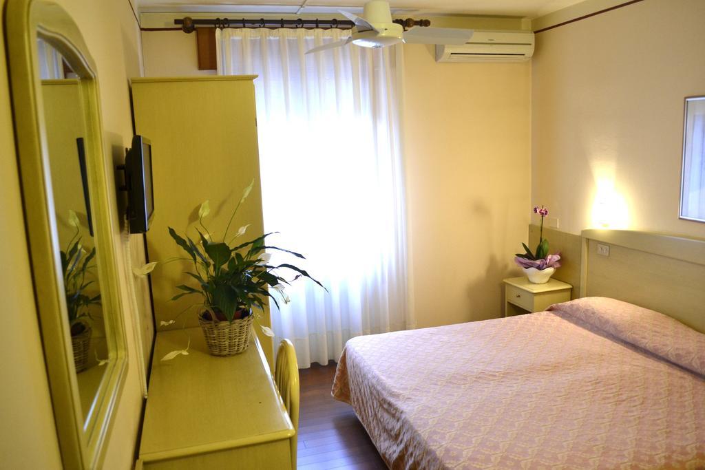 Hotel Ezzelino 산 제노네 외부 사진