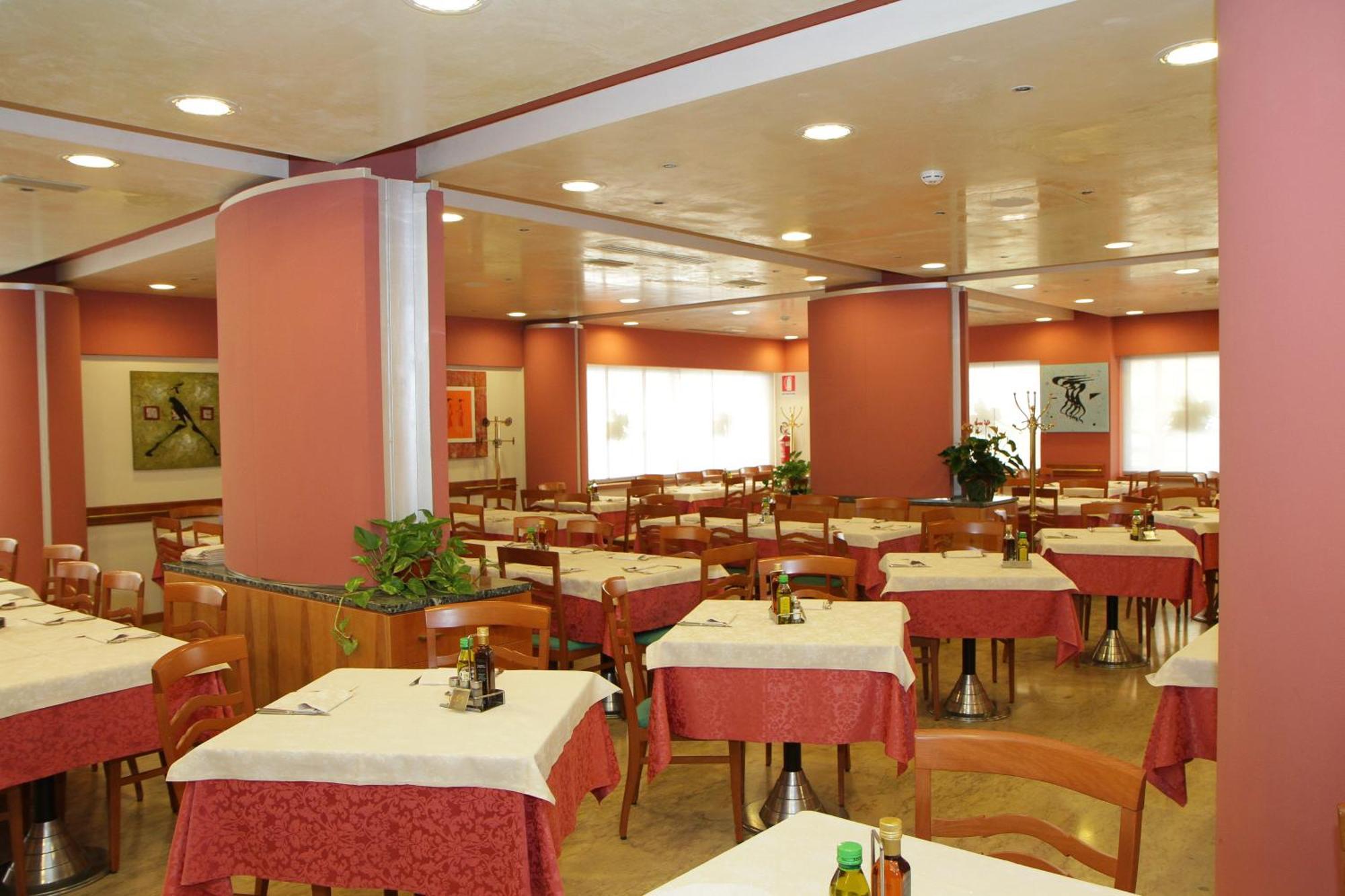 Hotel Ezzelino 산 제노네 외부 사진