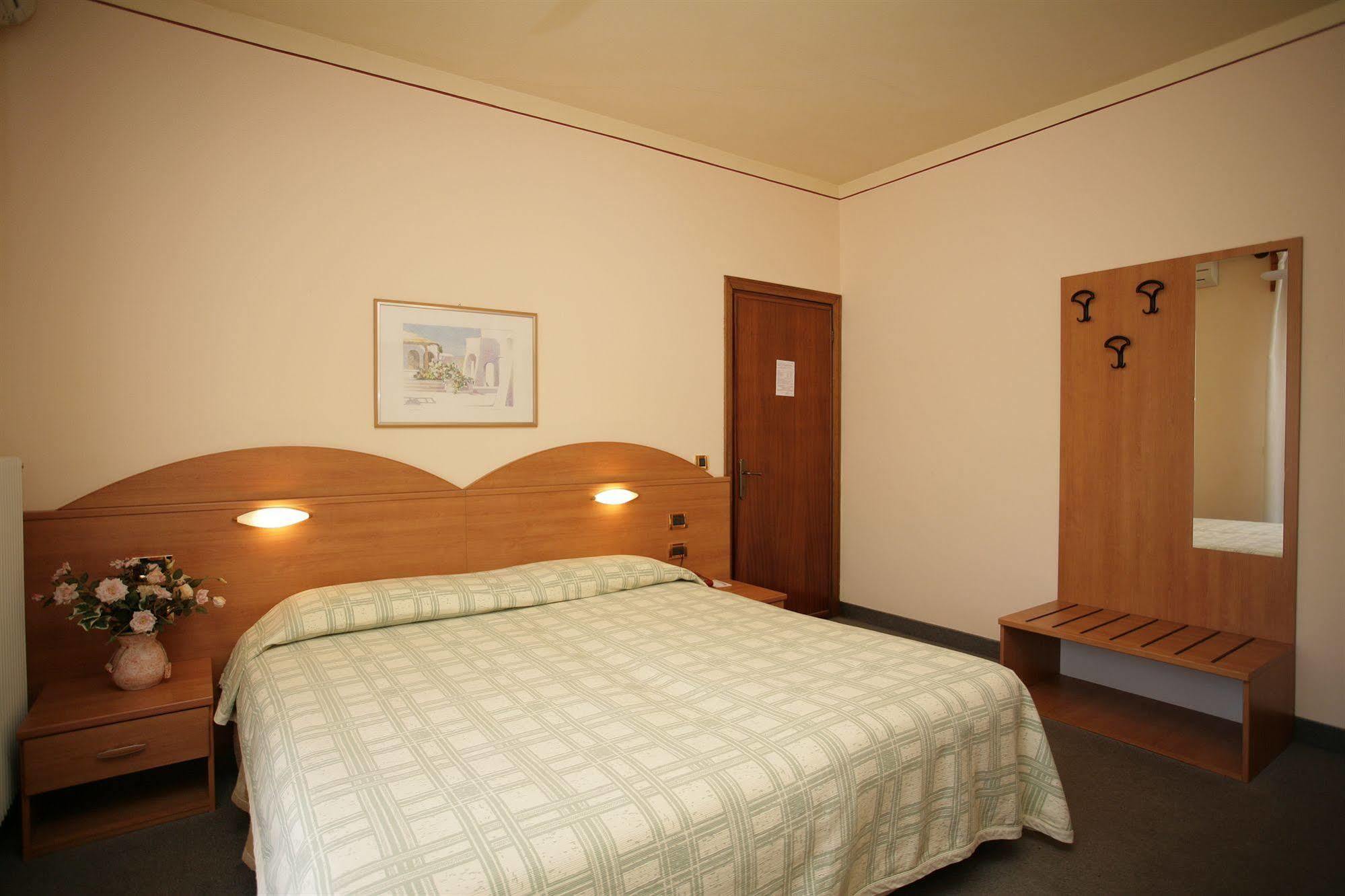 Hotel Ezzelino 산 제노네 외부 사진
